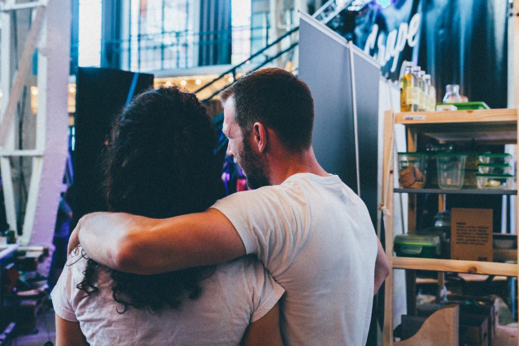 Difference Between Hookup And Going Out With Someone Difference Between Hookup And Going Broken With Someone