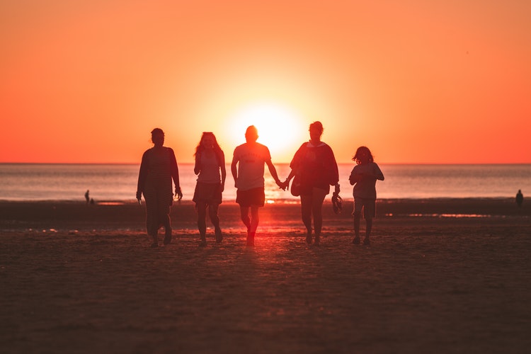 25 Happy Quotes About Family That Remind Us To Cherish The People We Love Most